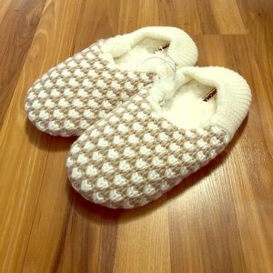 ⛅️ 5/$25 ⛅️ Sonoma Slippers